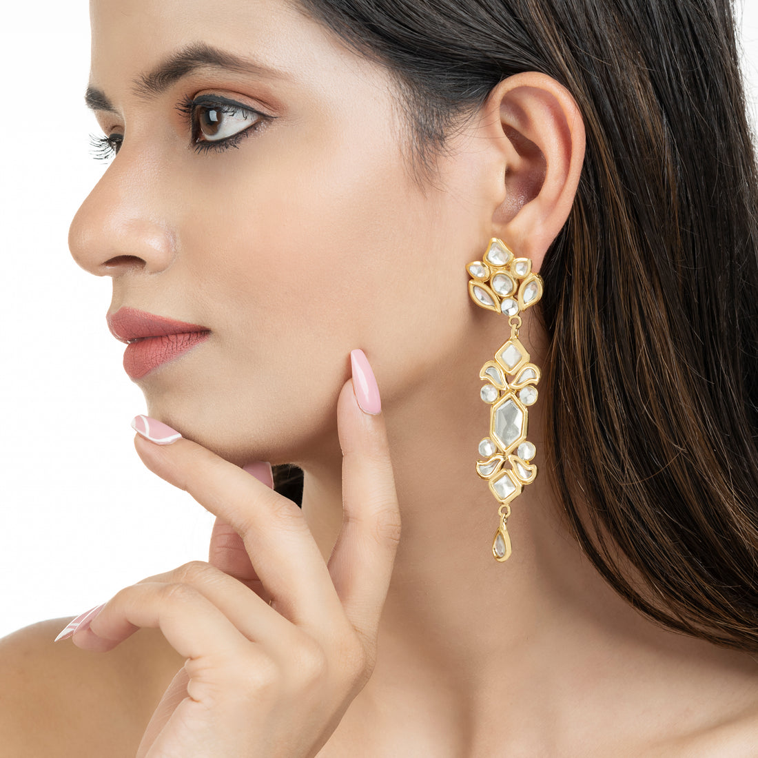 The Secret Behind Kundan Jewellery: Why It Remains a Symbol of Opulence in India