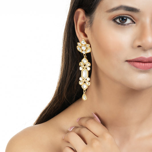 Kundan Earrings in Modern Fashion: Bridging Tradition and Trend