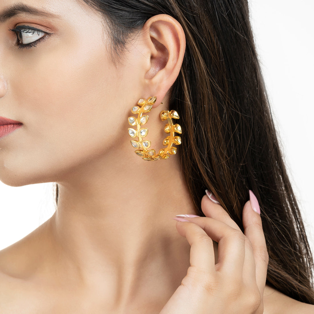 The Sustainability of Kundan: Ethical Trends and Eco-Friendly Practices – A Guide by Danish Jewellers