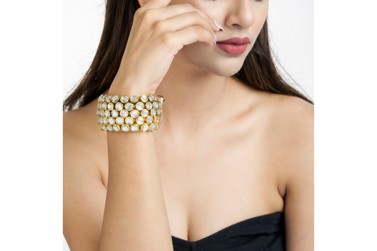 Kundan Jewellery on a Budget: Affordable Luxury for Gen Z – A Guide by Danish Jewellers